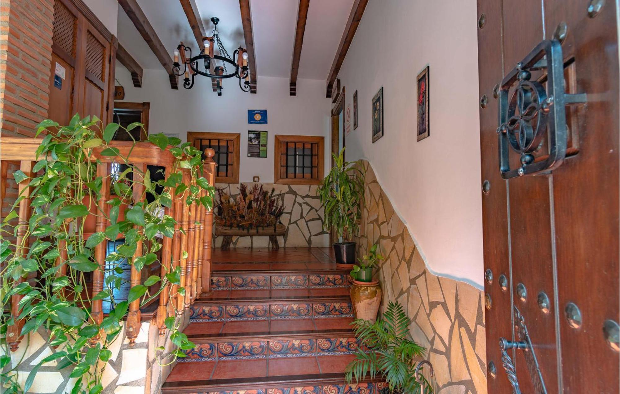 1 Bedroom Lovely Home In Mecina Bombarón Esterno foto